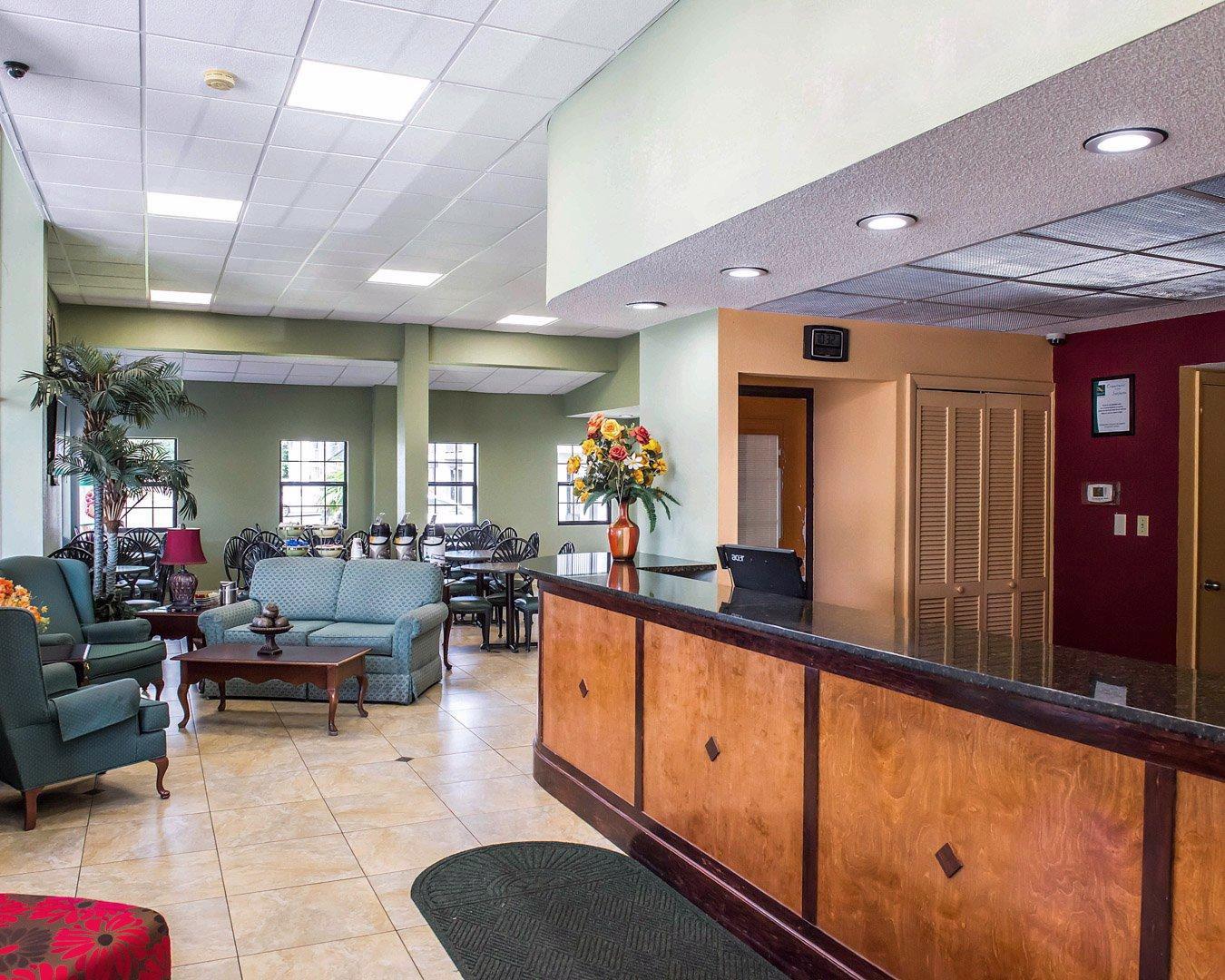 Quality Inn & Conference Center Panama City Extérieur photo
